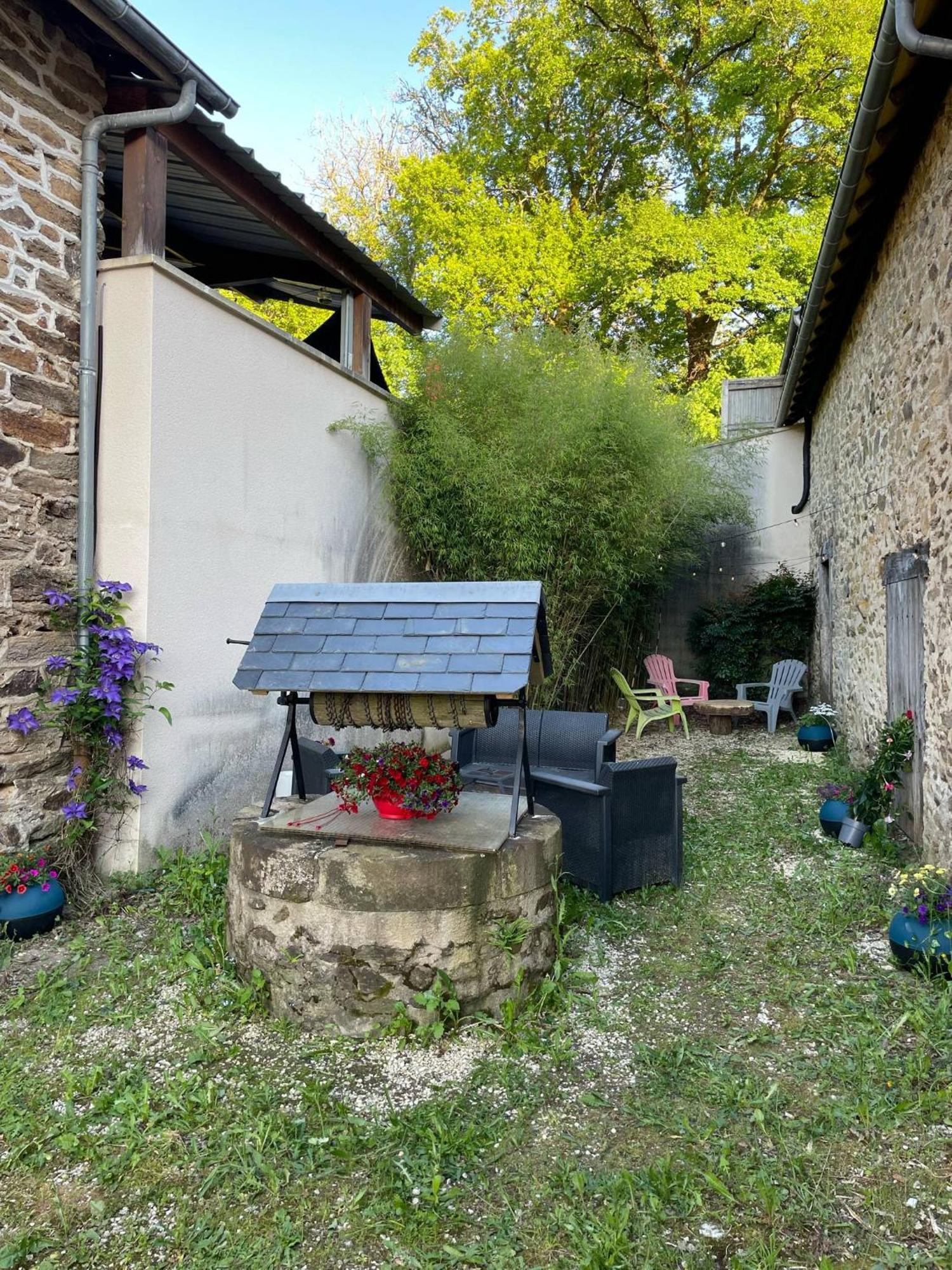 Les Gites Du Gauliat Espartignac Exterior photo